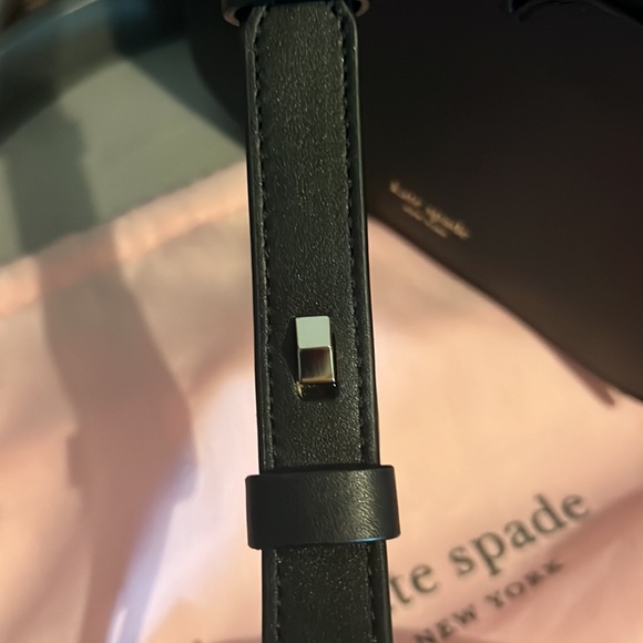 KS Emerald black & pink Nicola Twist Lock
Medium crossbody/shoulder bag NEW - Picture 9 of 16